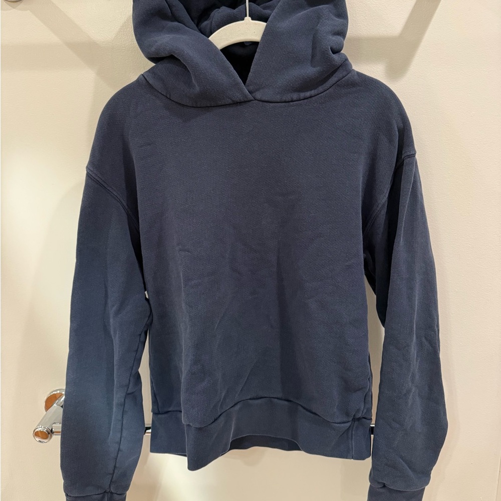 Perfect White Tee Navy Blue Hoodie